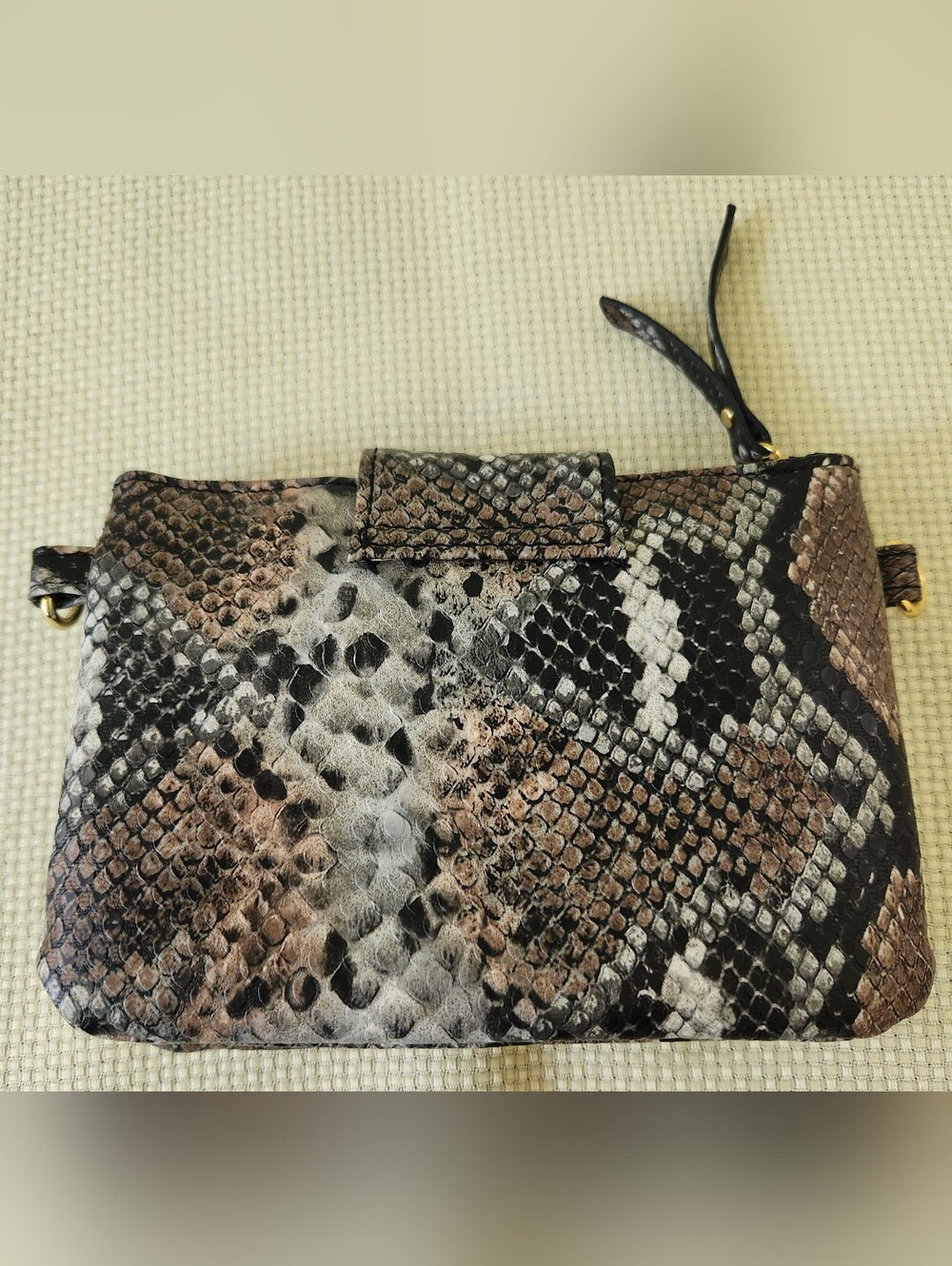 Nicole by Nicole Miller Faux Snakeskin Python Mini Crossbody Wallet Purse Bag - Picture 7 of 16